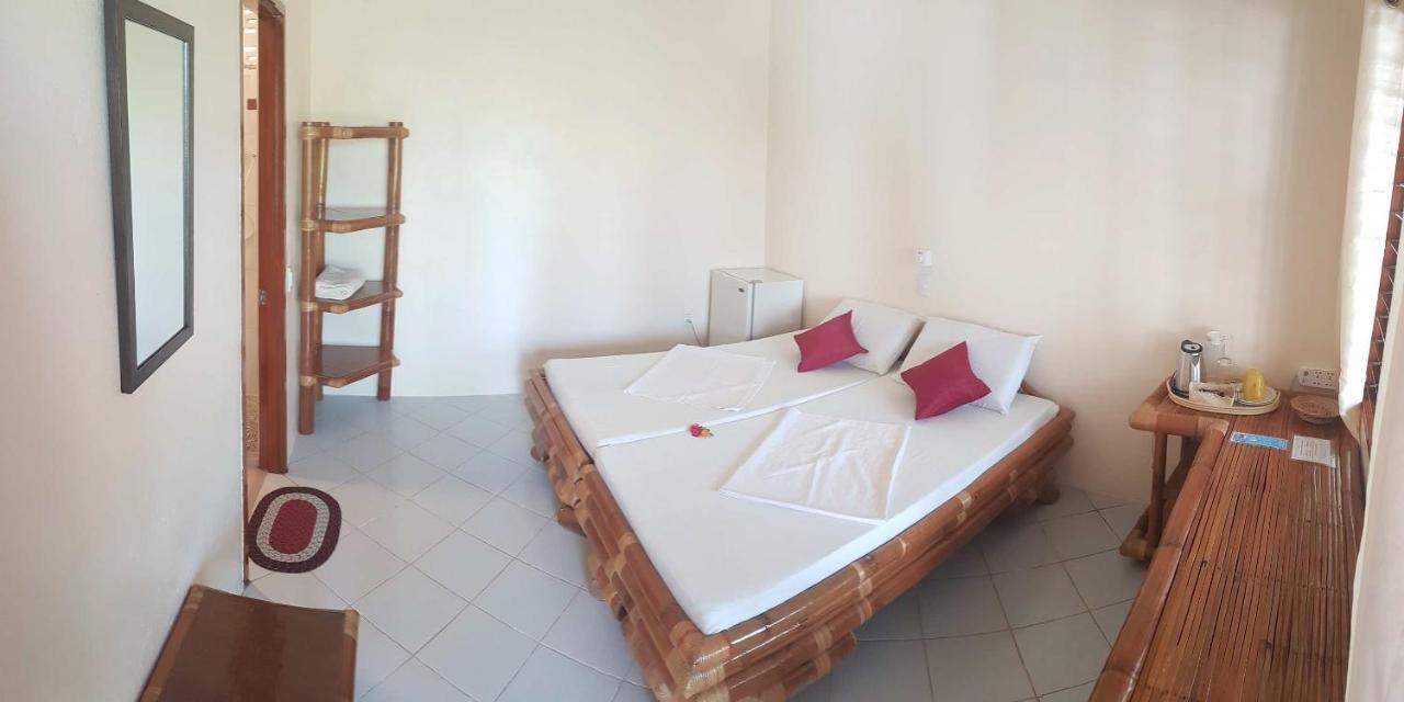 Divers Lodge Moalboal Zewnętrze zdjęcie